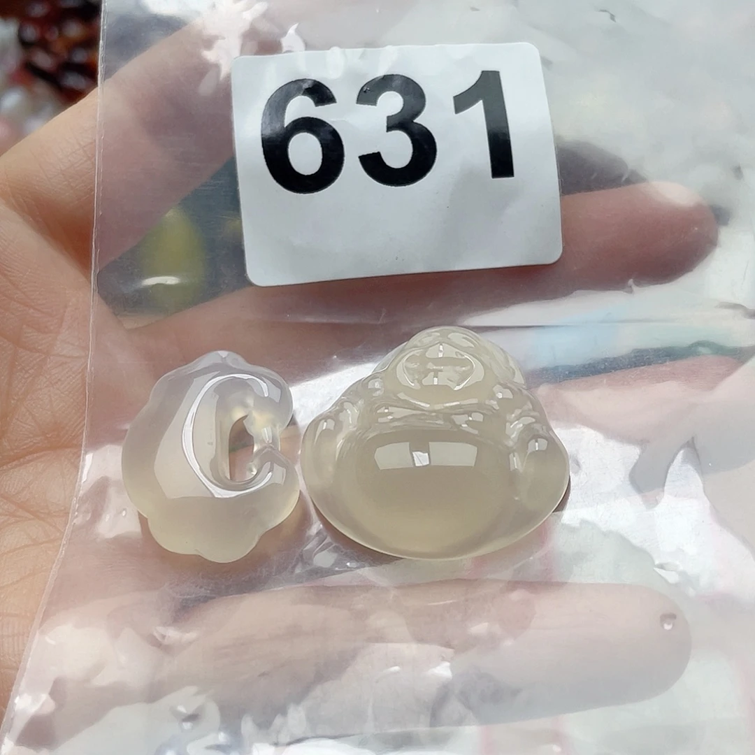 玛瑙/玉髓颈饰合金苏**子