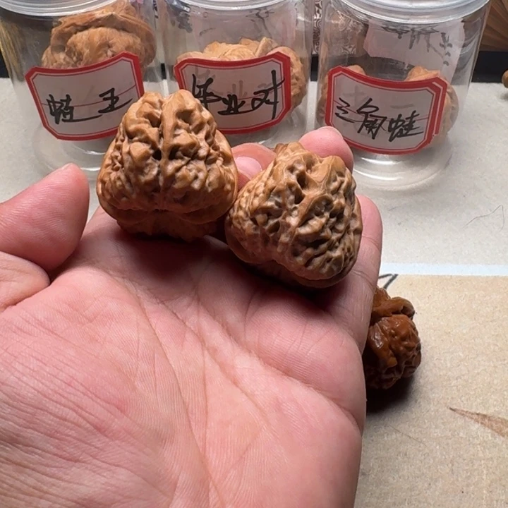 飞***鱼吊坠文玩核桃39蛙蛙