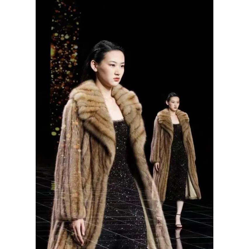 讴咪 "海宁皮革城秀款" 长款机开分刀俄罗斯皮草大衣外套 OM423