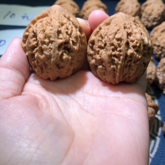 同***喔把件文玩核桃小众核桃