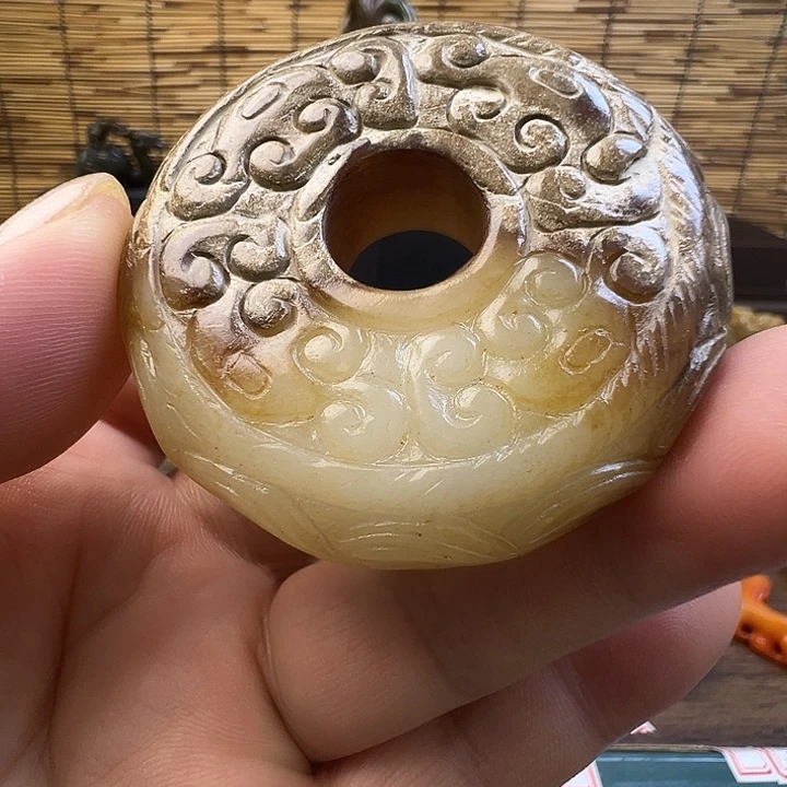 未镶嵌和田玉（糖玉）挂件