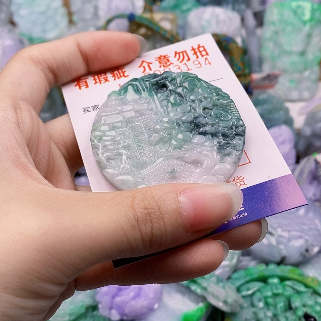 吊坠(不含链)未镶嵌翡翠