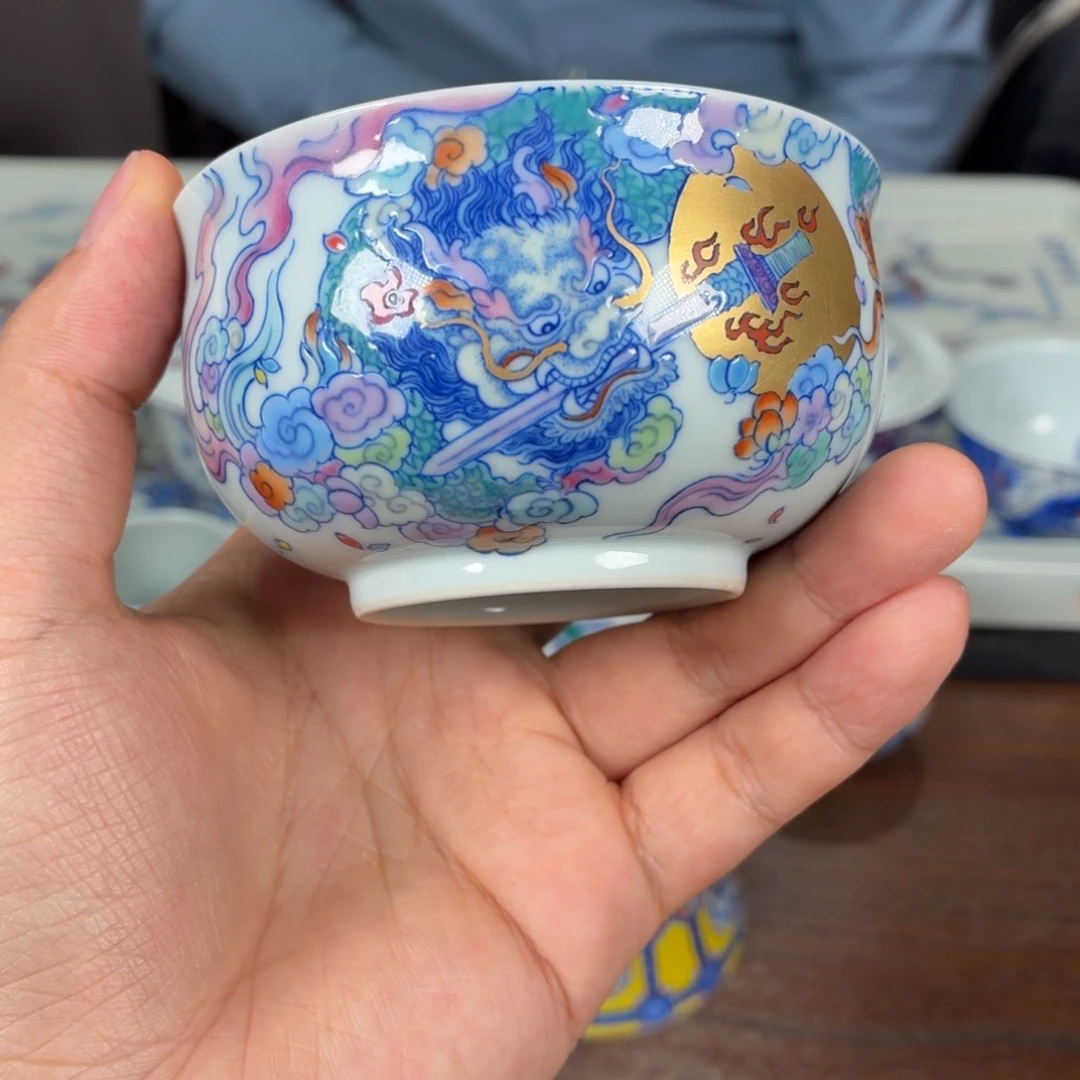 杯子瓷瓷姑娘景德镇陶瓷艺术