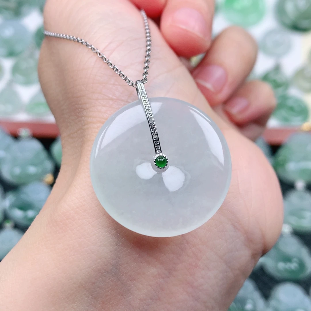 翡翠吊坠(不含链)18K金镶嵌