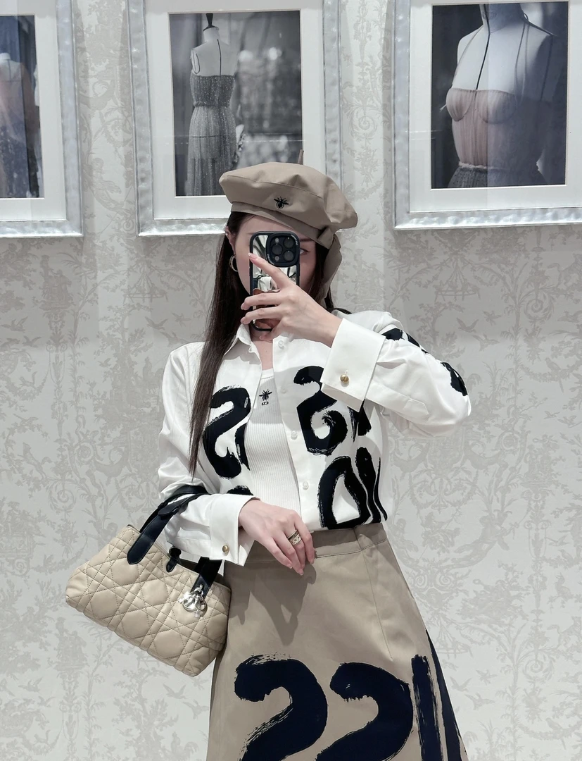 未使用 DIOR/迪奥 yy894 棉/桑蚕丝 24ss logo字母印花衬衫 38码