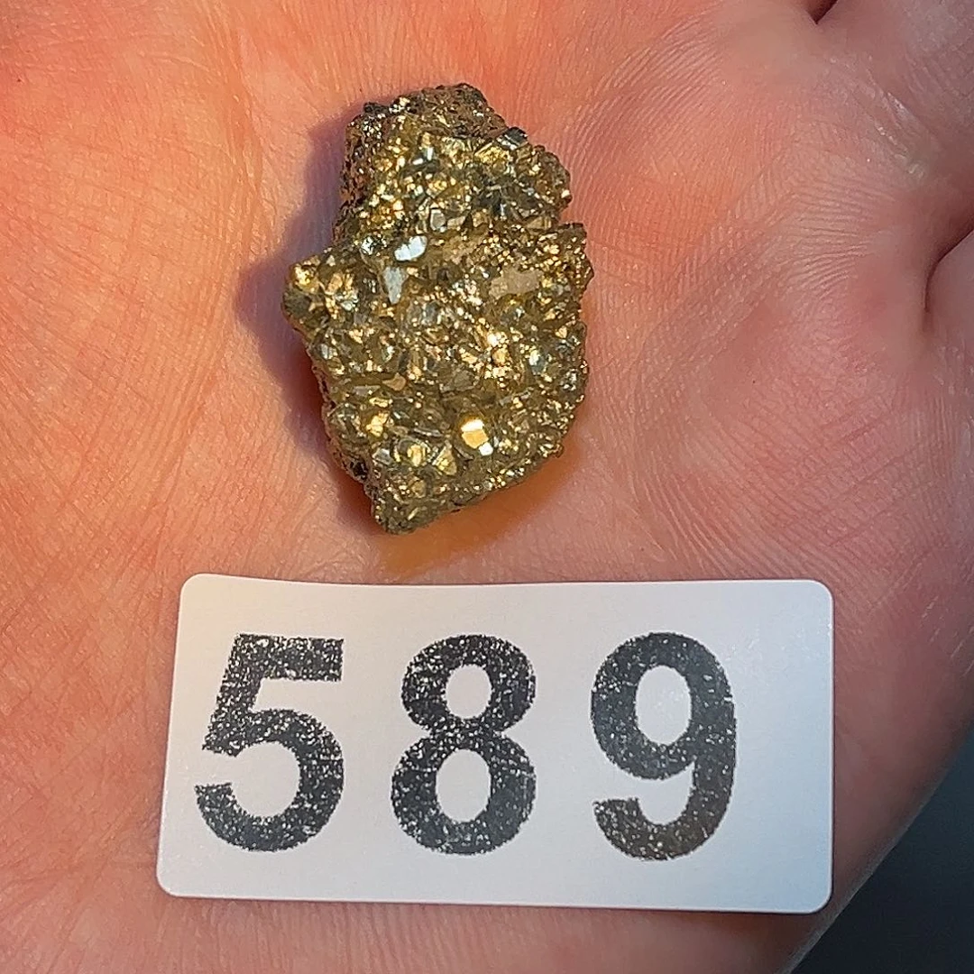 未镶嵌水晶大型摆件（非配饰）