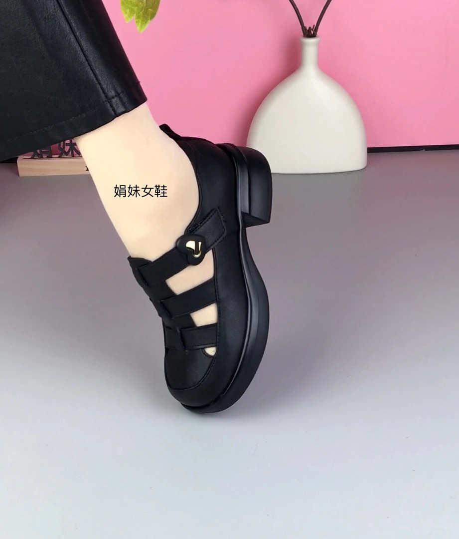 夏季超轻底低跟舒适百搭罗马凉鞋