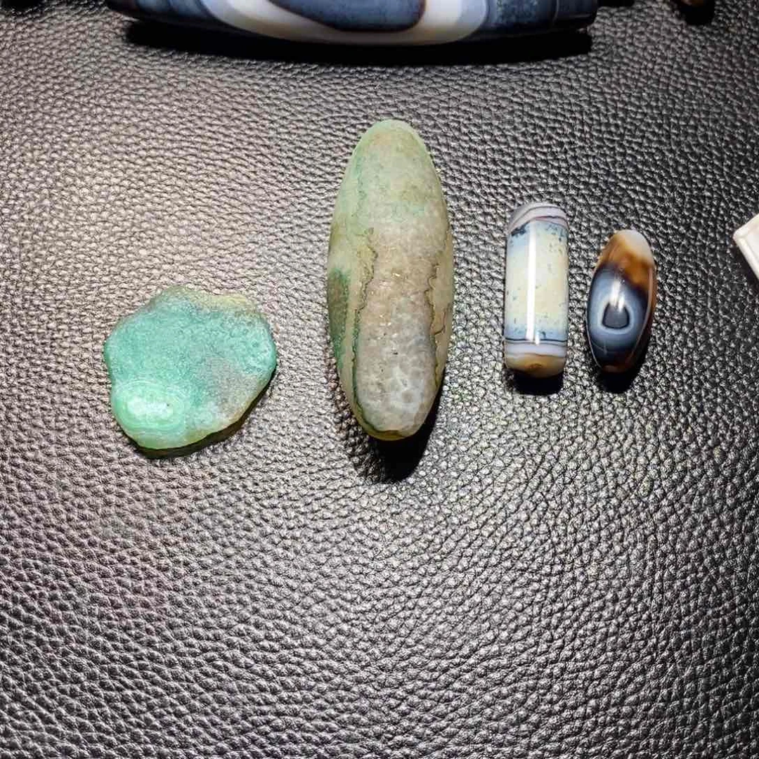 未镶嵌颈饰玛瑙/玉髓荣*傅