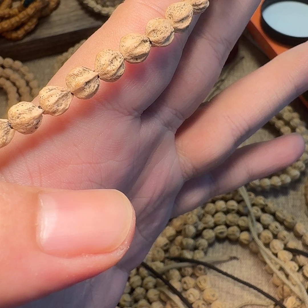 T***G柏香籽/百香籽吊坠