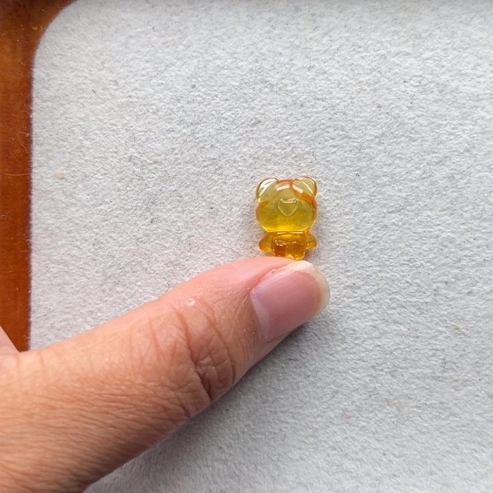 琥珀未镶嵌珠宝奇石M289号金珀小熊