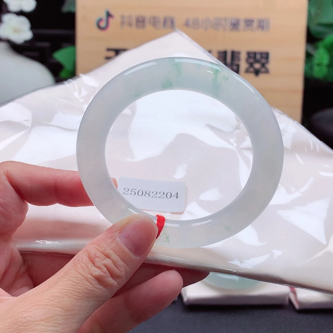 未镶嵌手镯（圆镯）翡翠96号，缅甸天然A货翡翠手镯