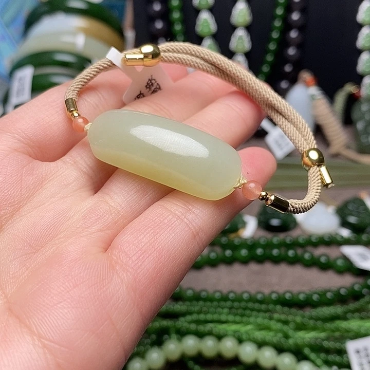 和田玉未镶嵌手链