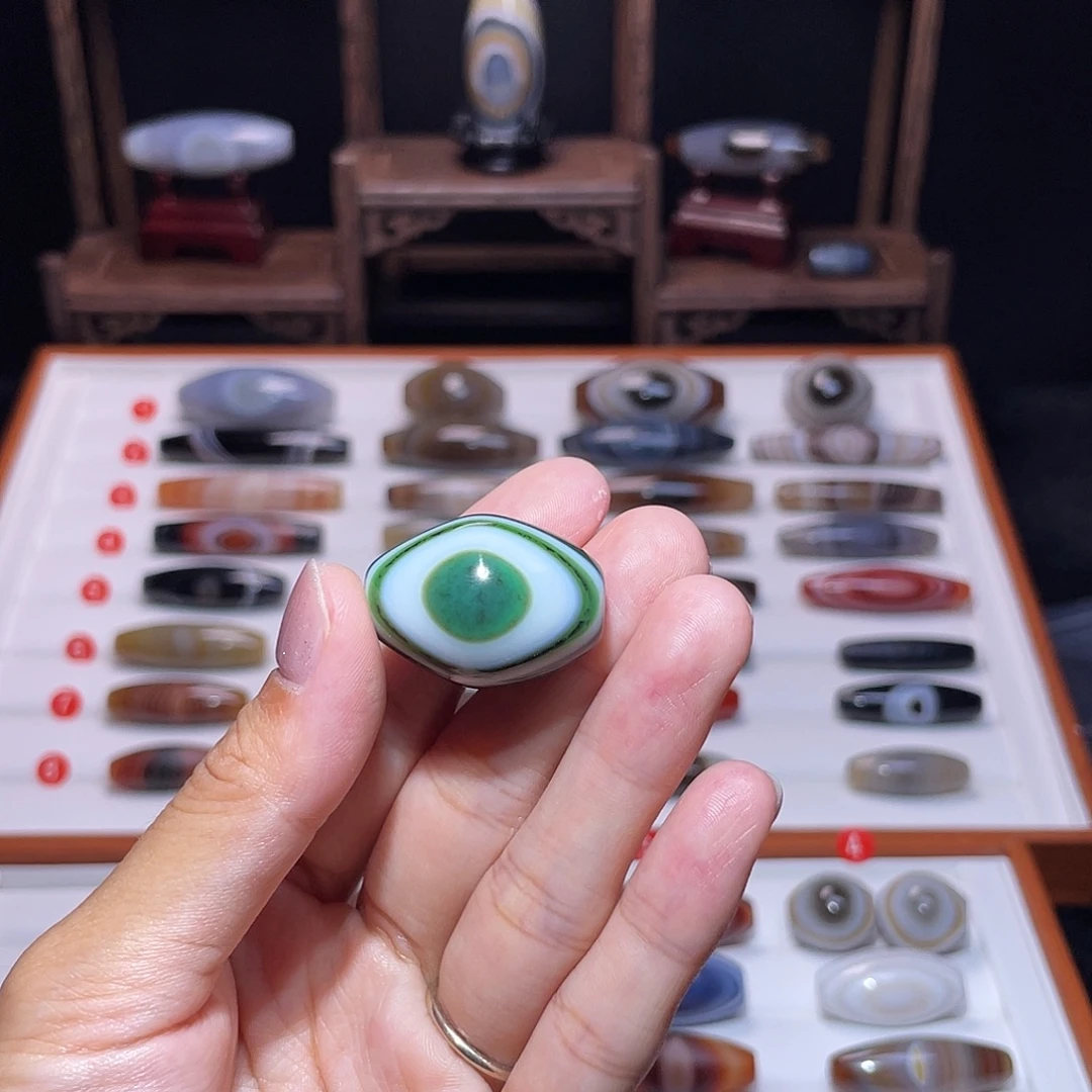 玛瑙/玉髓未镶嵌吊坠(赠链)