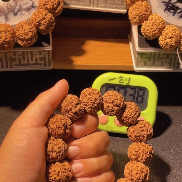 L***攀手串金刚菩提这个