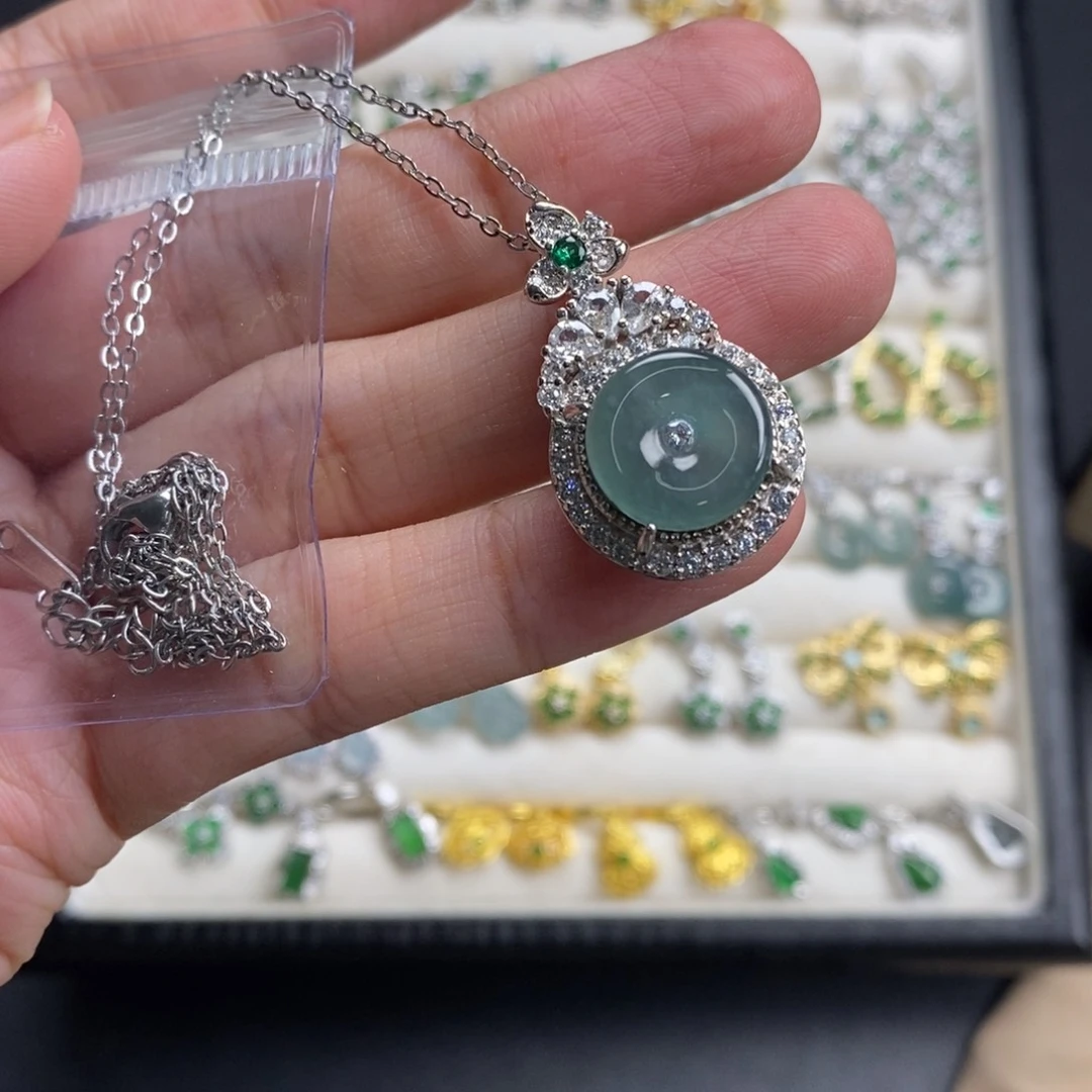 未镶嵌挂件翡翠翡翠