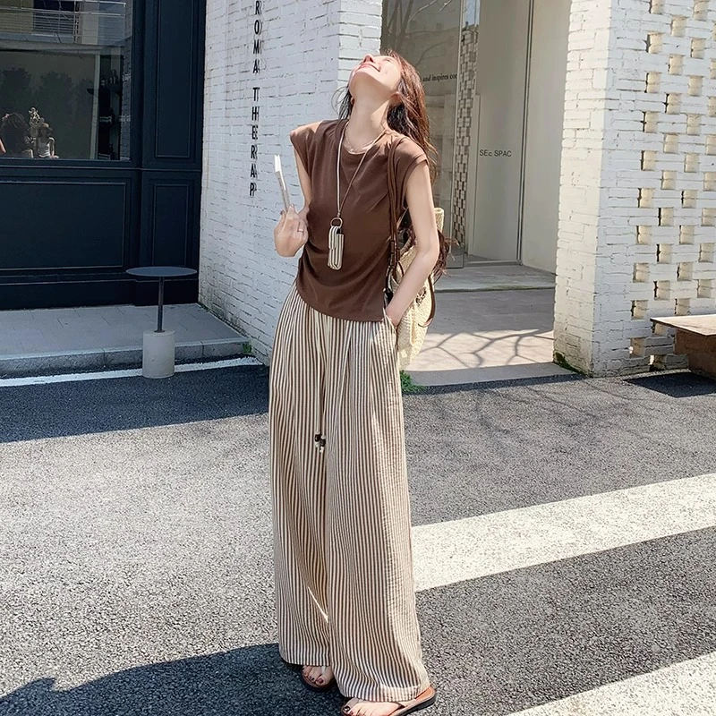 巨好看咖色短袖T恤条纹阔腿裤套装女夏休闲慵懒松弛感穿搭两件套