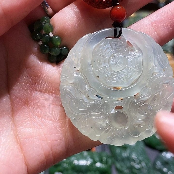 岫玉未镶嵌毛衣链