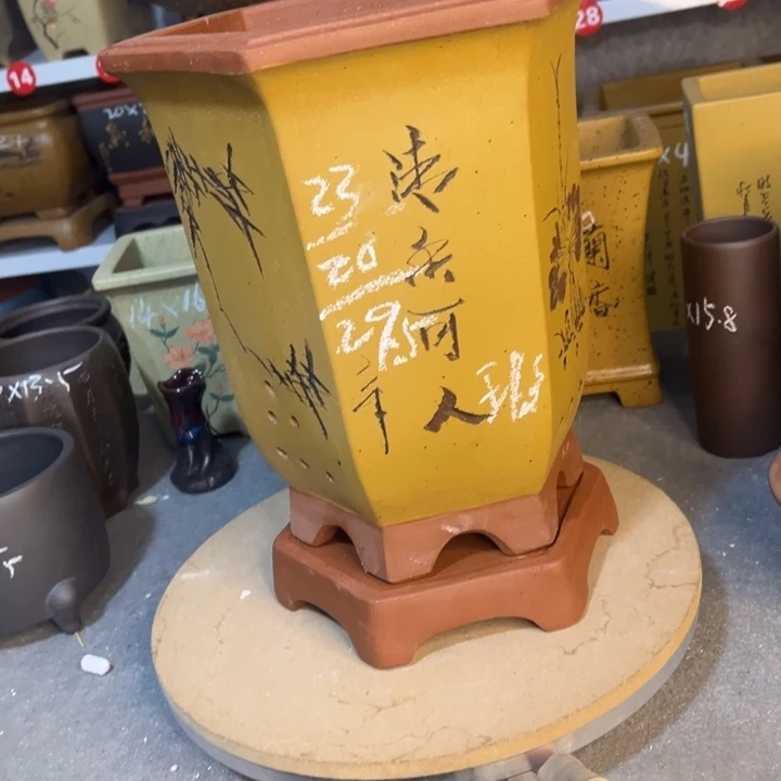 紫砂花盆紫砂花盆