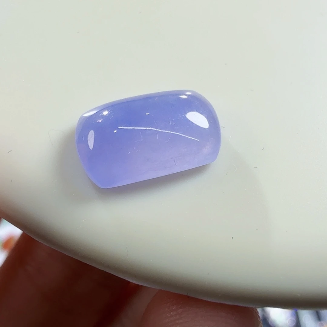 翡翠未镶嵌颈饰紫马鞍