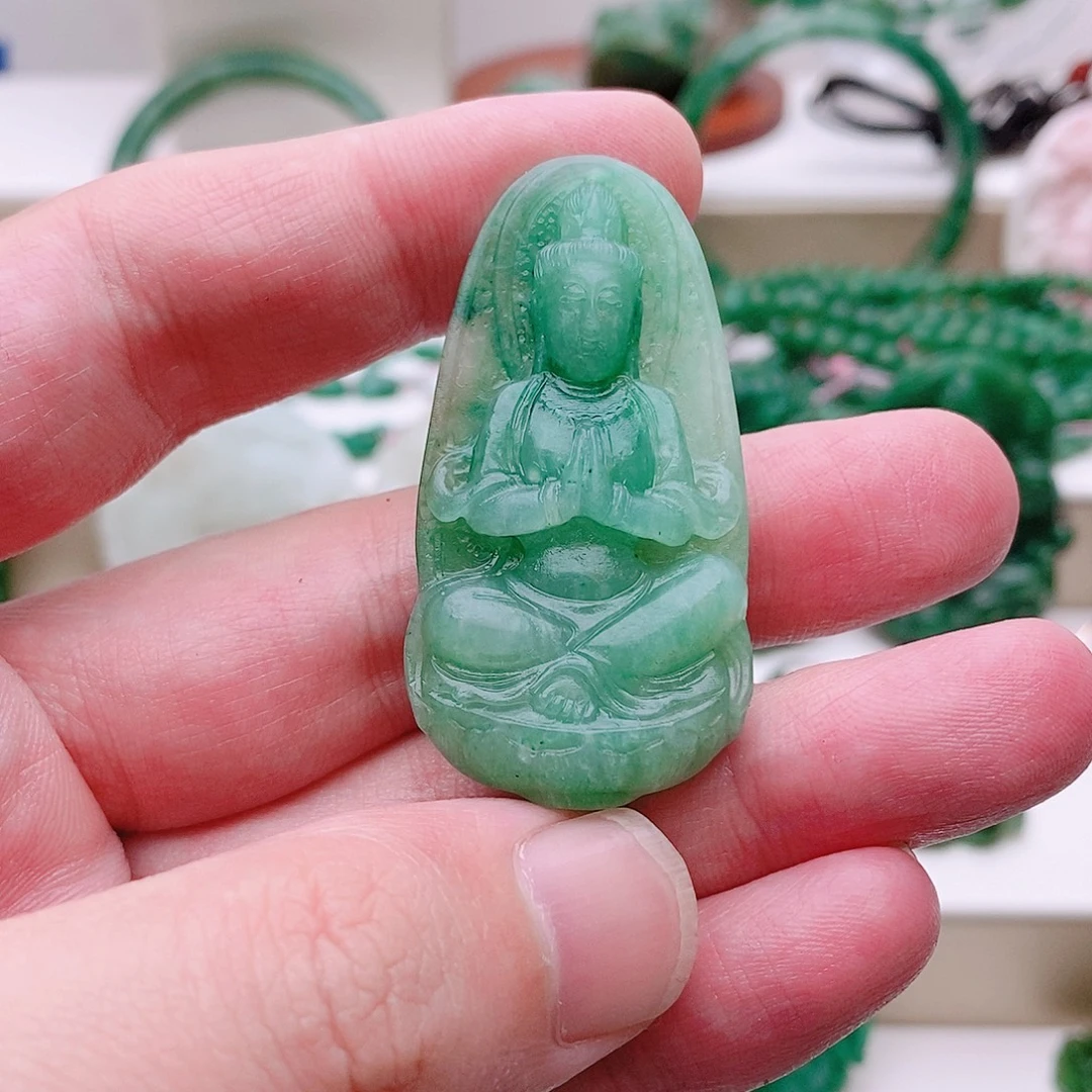 翰***轩未镶嵌独山玉吊坠