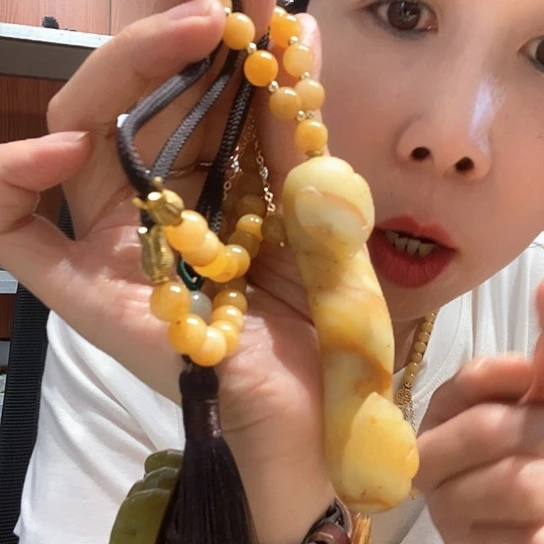 岫玉未镶嵌吊坠(赠链)