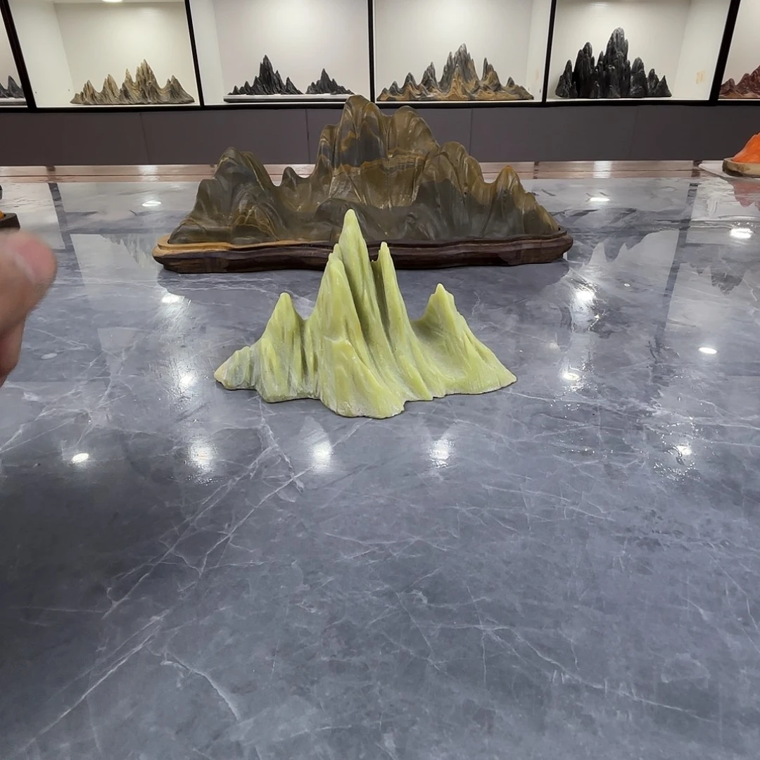 人***秋砖雕灵璧石雕刻山峰摆件