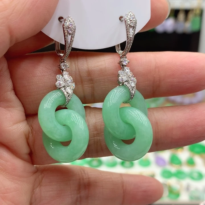 翡翠18K金镶嵌耳饰