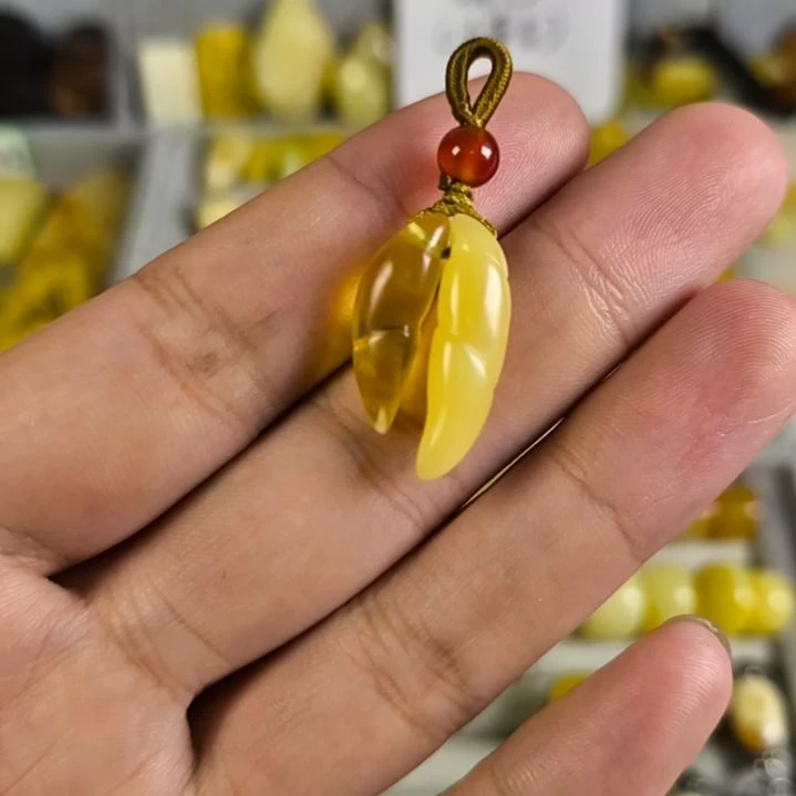 未镶嵌蜜蜡裸石双狼牙