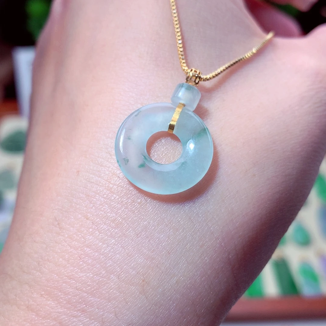 翡翠吊坠(不含链)18K金镶嵌