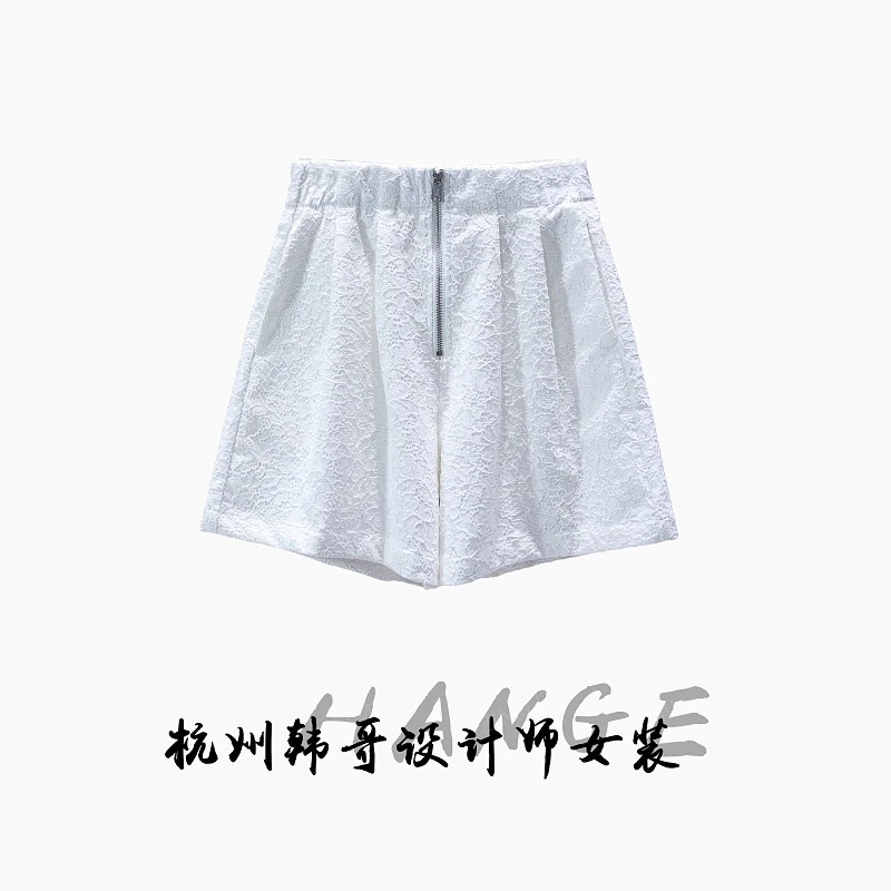 【韩哥女装】2025夏季轻薄月光白提花时尚休闲短裤9863