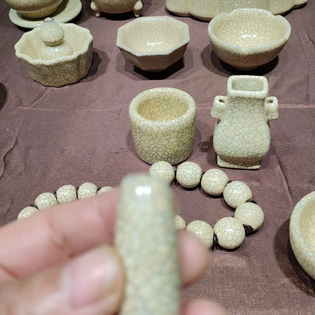 龚东华老师梅花墨纹作品
