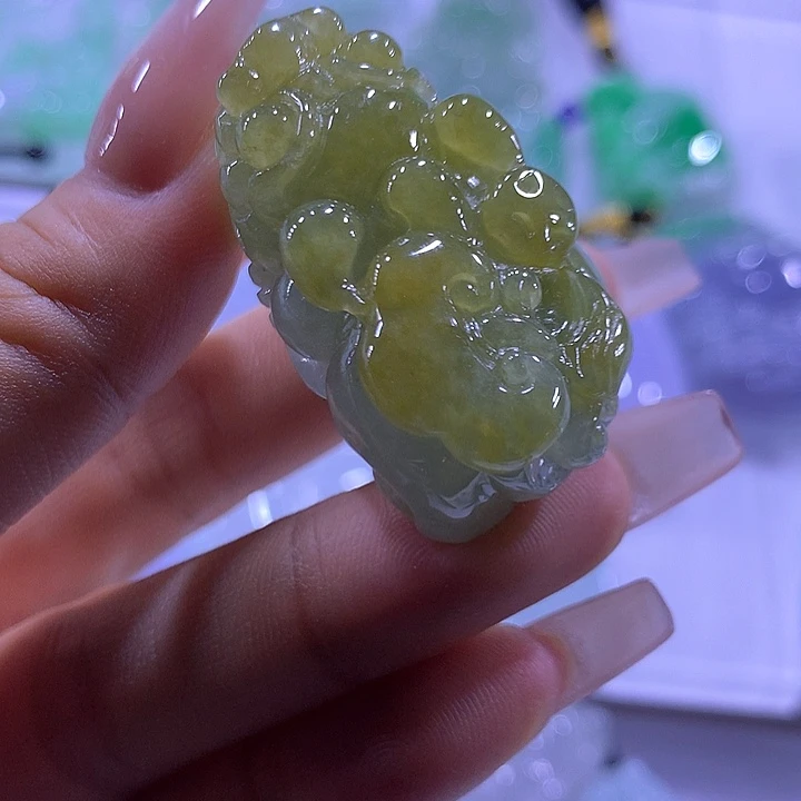 翡翠未镶嵌颈饰天然翡翠A货吊坠