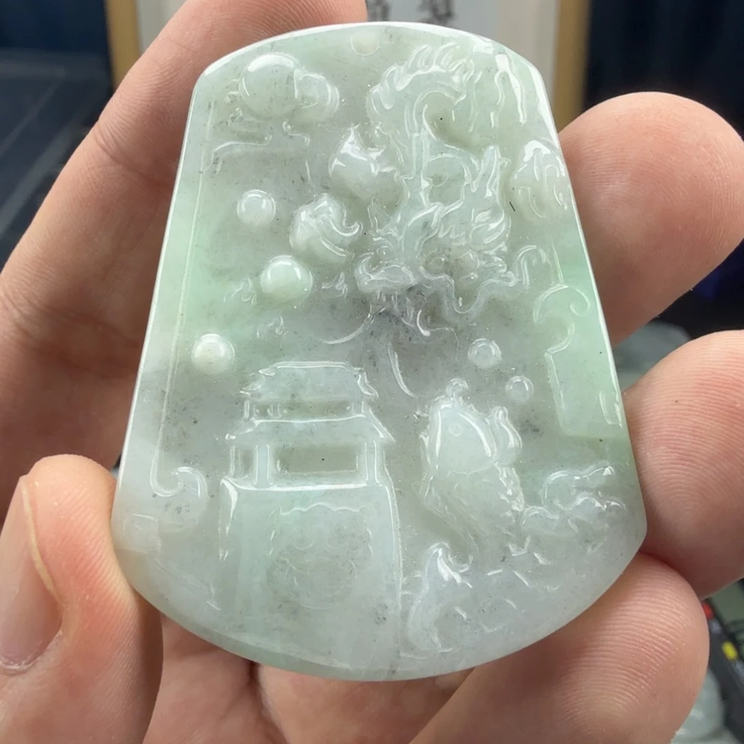 翡翠未镶嵌颈饰翡翠