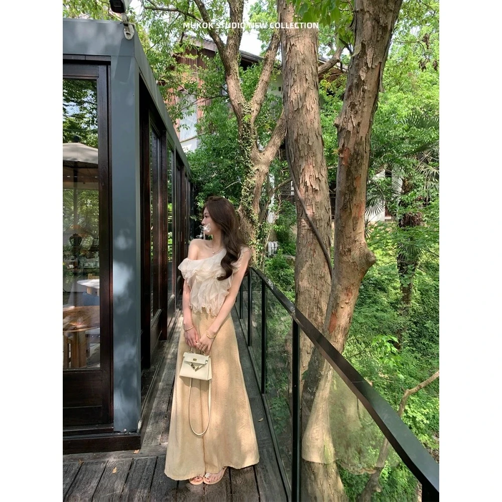 露肩荷叶边上衣别致超仙洋气短袖小衫+高腰阔腿长裤时尚套装