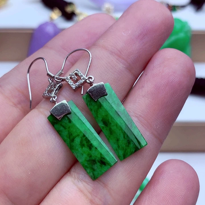 翡翠未镶嵌耳饰耳饰