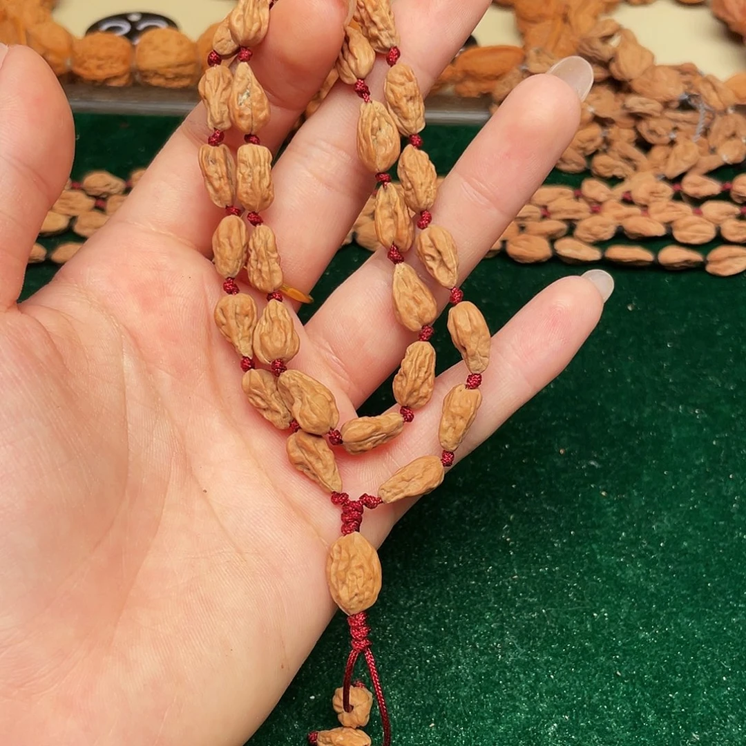 用***6文玩核桃吊坠异形