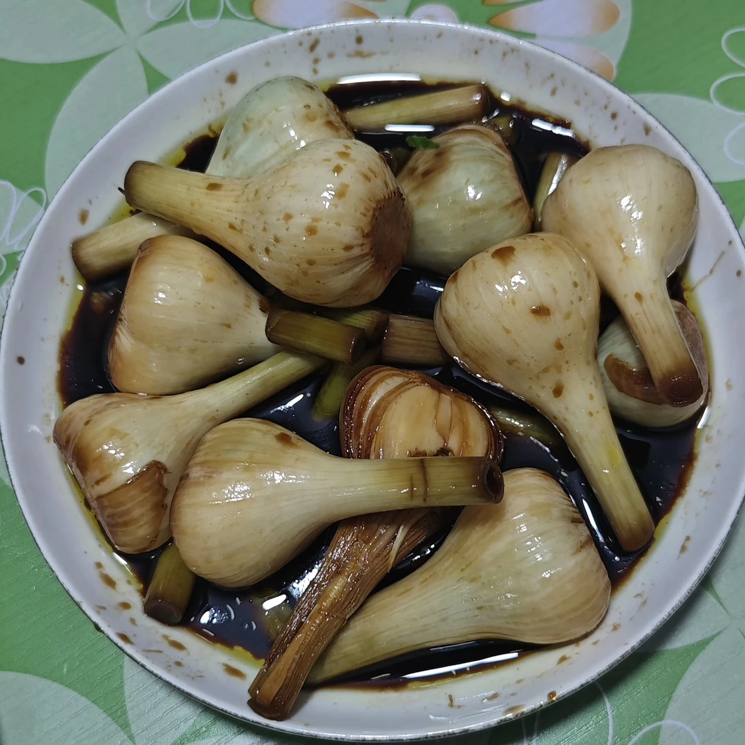 咸蒜，酱油腌制咸口蒜，老式腌制方法，老家特产