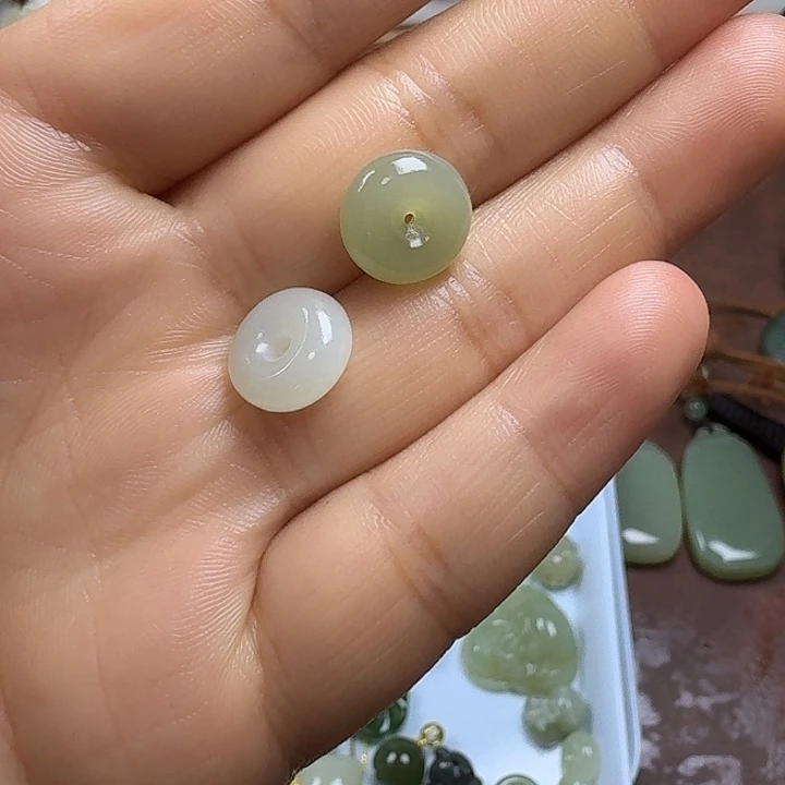 未镶嵌和田玉包链