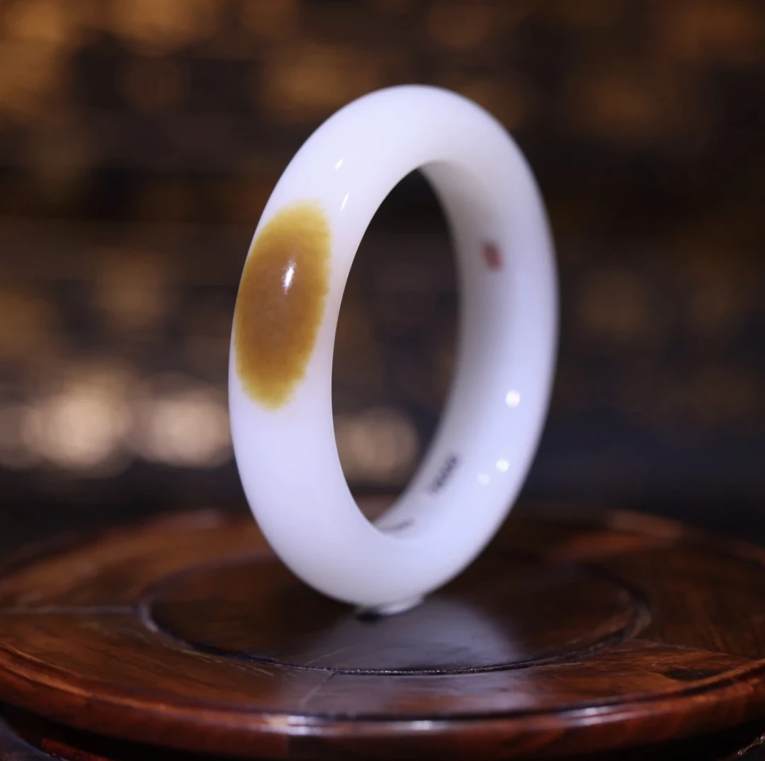 【展示链接】盛世藏收 新疆一口糖玉石手镯 M