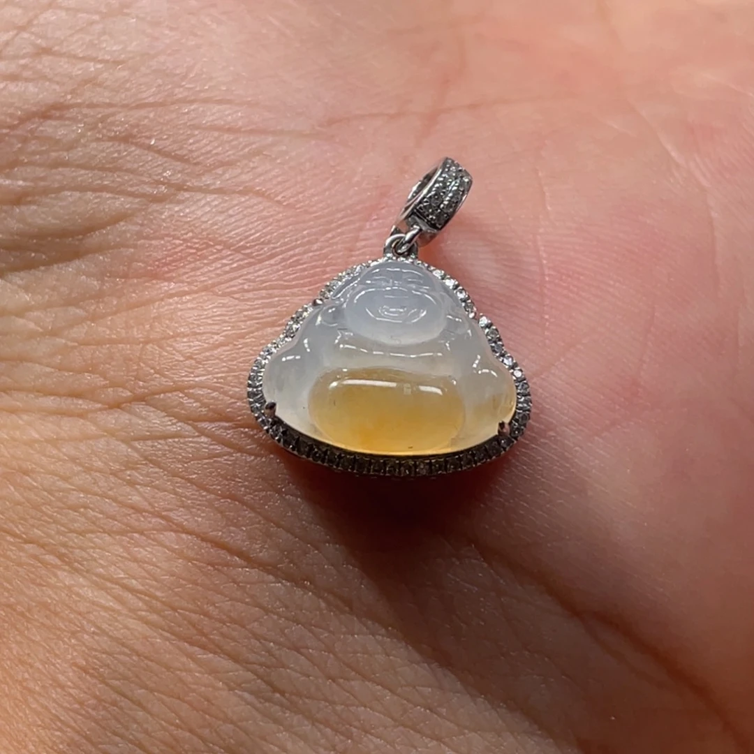 麻***逗颈饰18K金镶嵌翡翠吊坠