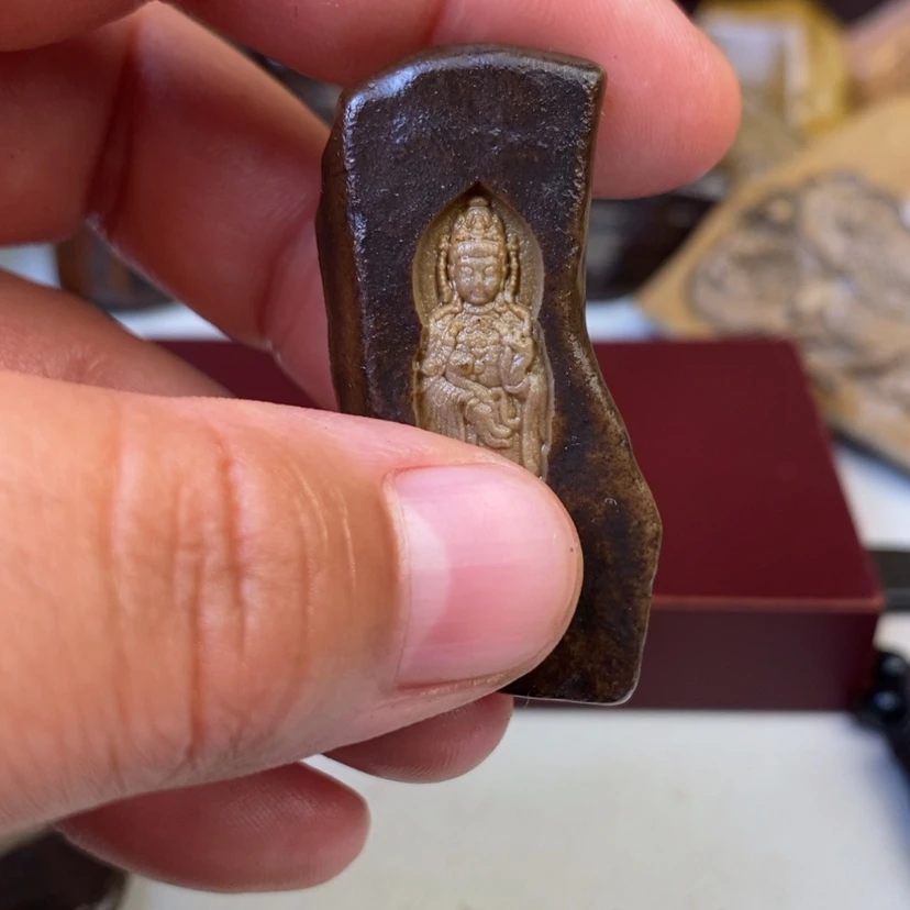 【闪购商品】原石雕刻手把件