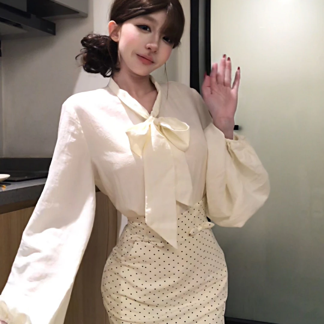 小洋家【波点白茶】纯欲感蝴蝶结衬衫波点裙套装法式复古修身套装N