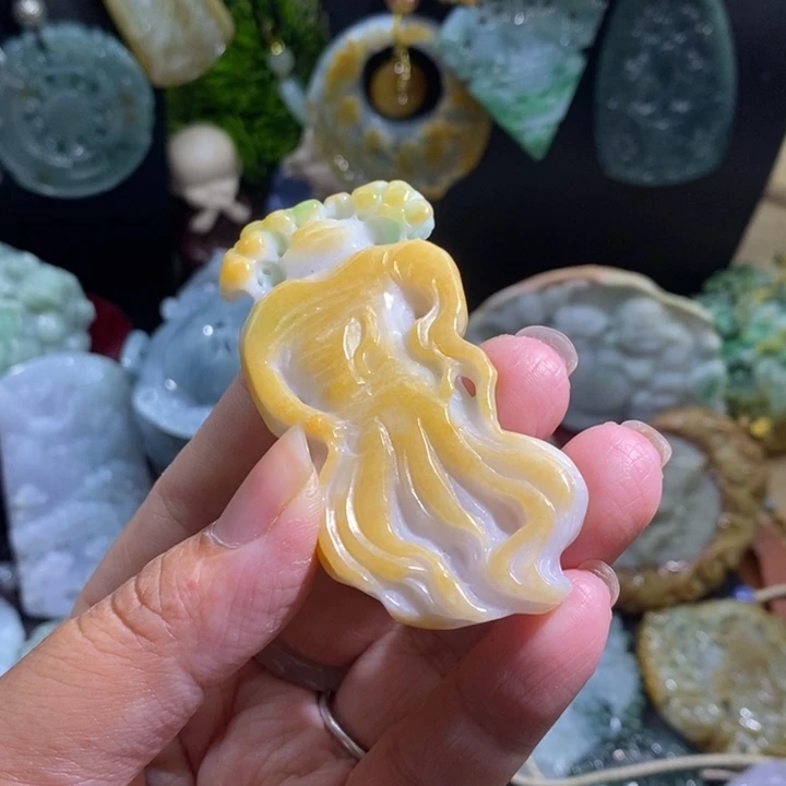 【闪购商品】颈饰未镶嵌翡翠人参