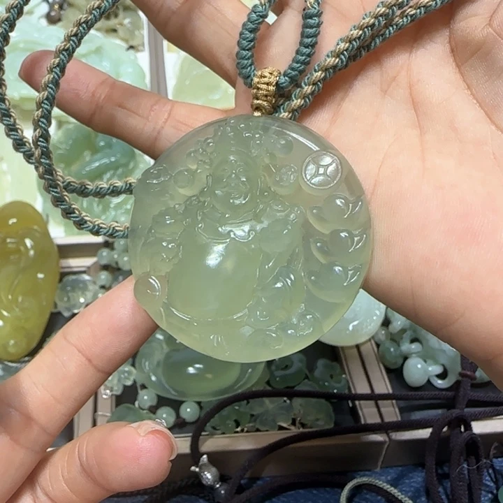 蛇纹石玉未镶嵌吊坠