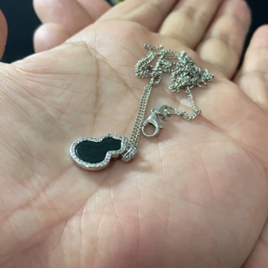 珍***己翡翠银S925镶嵌颈饰一套