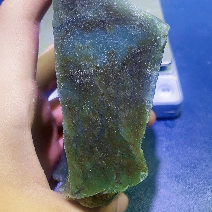 未镶嵌和田玉（糖玉）珠宝半成品