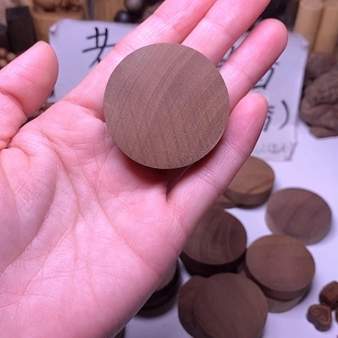 檀香木吊坠檀香黑肉圆牌