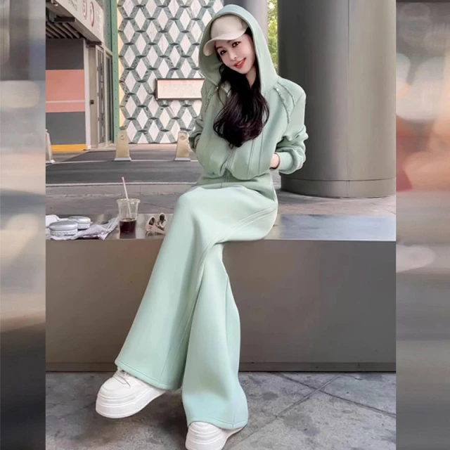 迪卡侬特价轻奢高级感休闲运动套装女2025秋季洋派减龄外套上衣阔