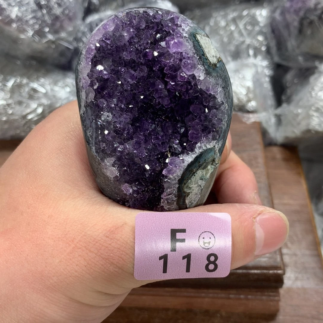 水晶大型摆件（非配饰）未镶嵌