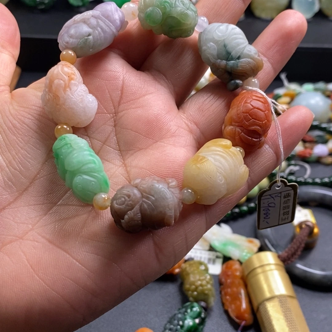 J***a翡翠未镶嵌手串随行